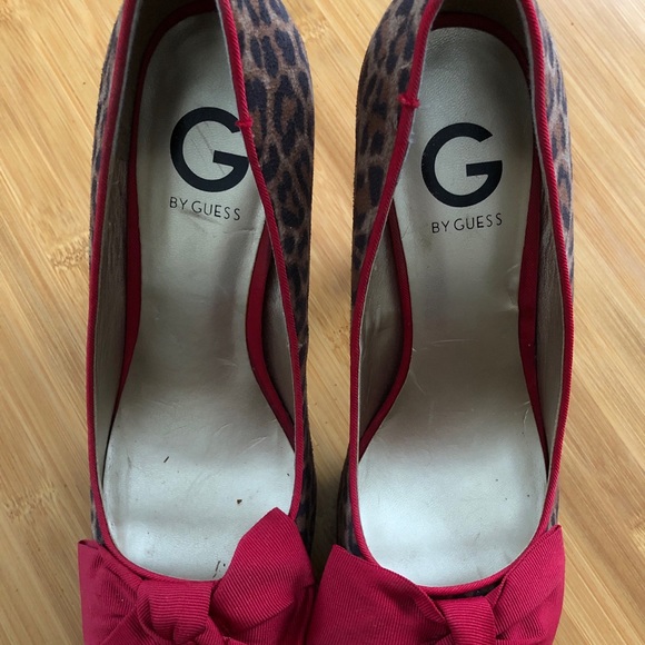 Guess Leopard Print Red Bow Heels Size 10 - Picture 11 of 14
